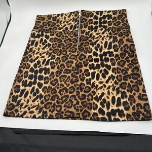 ⸻

Demi Loon Leopard Print Bodycon Mini Skirt – Size Large